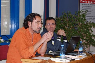 Francisco Alemn cierra el programa de fomento de la lectura 'Abril en la Biblioteca'