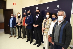 Representantes de las tres instituciones que conforman el equipo cordobés del proyecto INHABIT durante la presentación del proyecto 